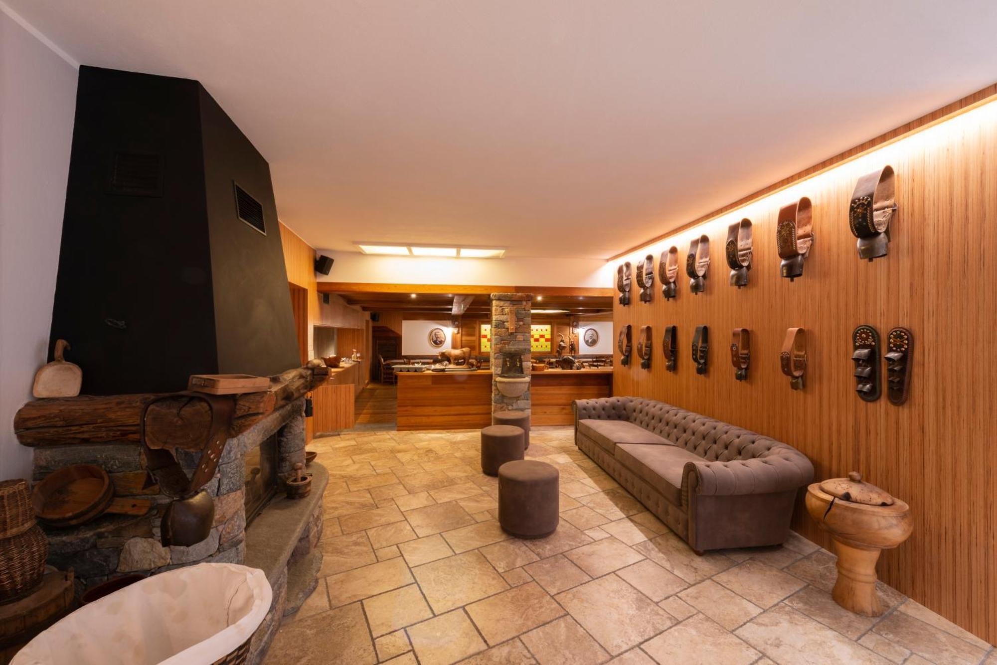 Hotel Zerbion Torgnon Zewnętrze zdjęcie